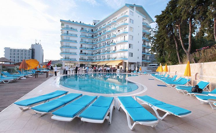 Arora Hotel 4*  - Изображение 0