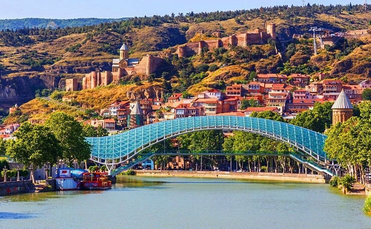 Мост Мира в Тбилиси