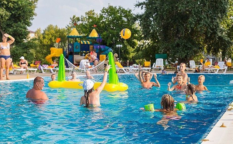 Бассейн