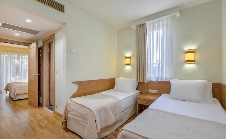 Alva Donna Beach Resort Comfort 5* - Изображение 1