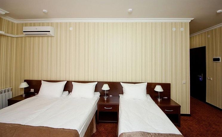 3-местный стандарт с балконом