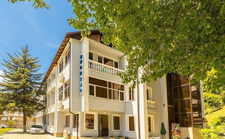 Пансионат "Водопад" корпус основной