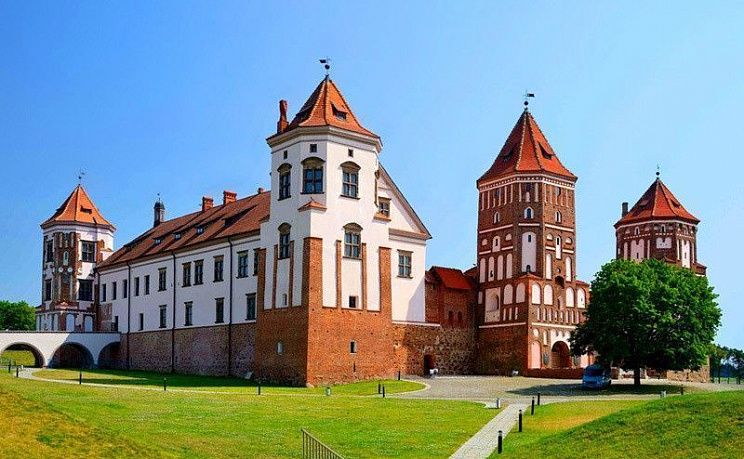 Замковый комплекс «Мир»